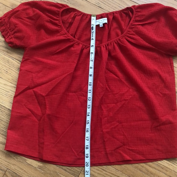 Madewell Texture and Thread Peasant Shirt - Lghtweight, Gathered Scoop-neck- - Picture 13 of 16